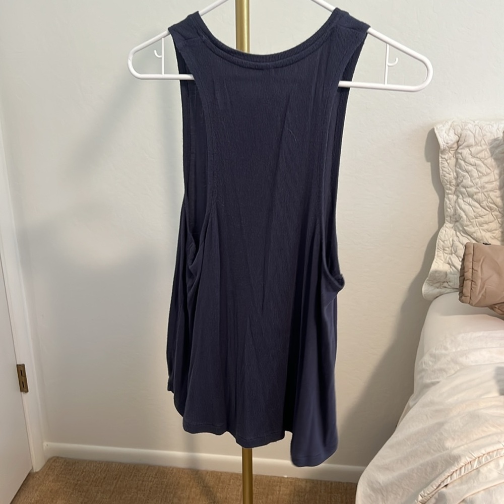 Athleta Tank Bundle - Picture 3 of 8